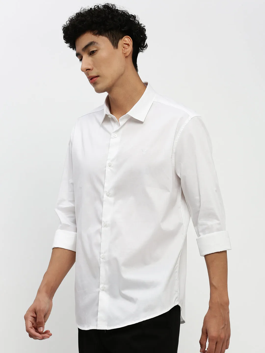 Men White Premium Slim Fit Twill Weave Cotton Casual Shirt